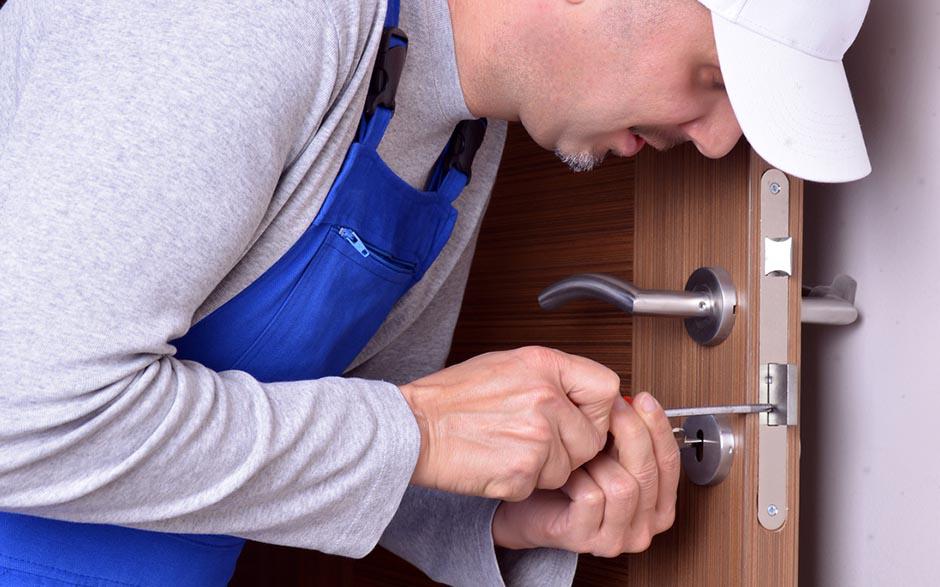 changer serrure porte Puteaux