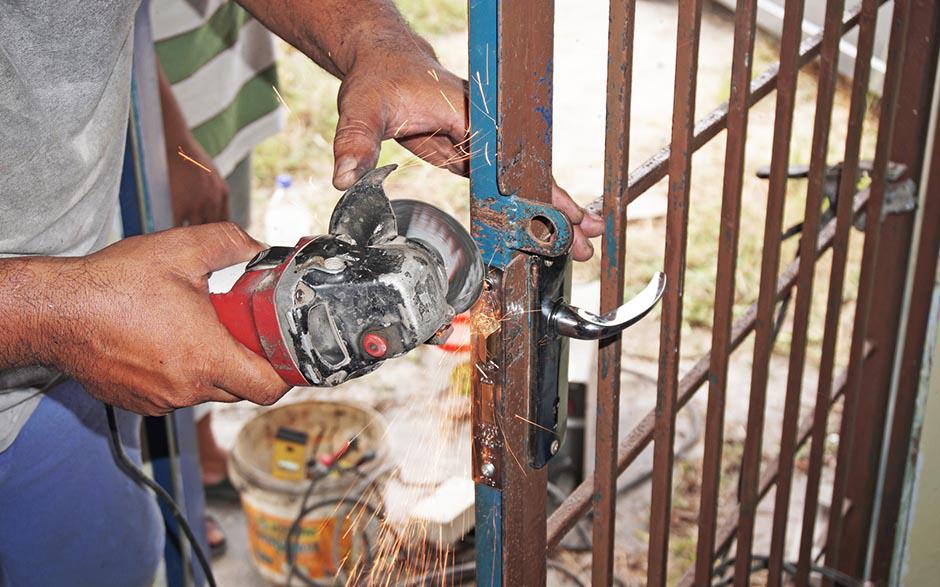 changer serrure porte Puteaux